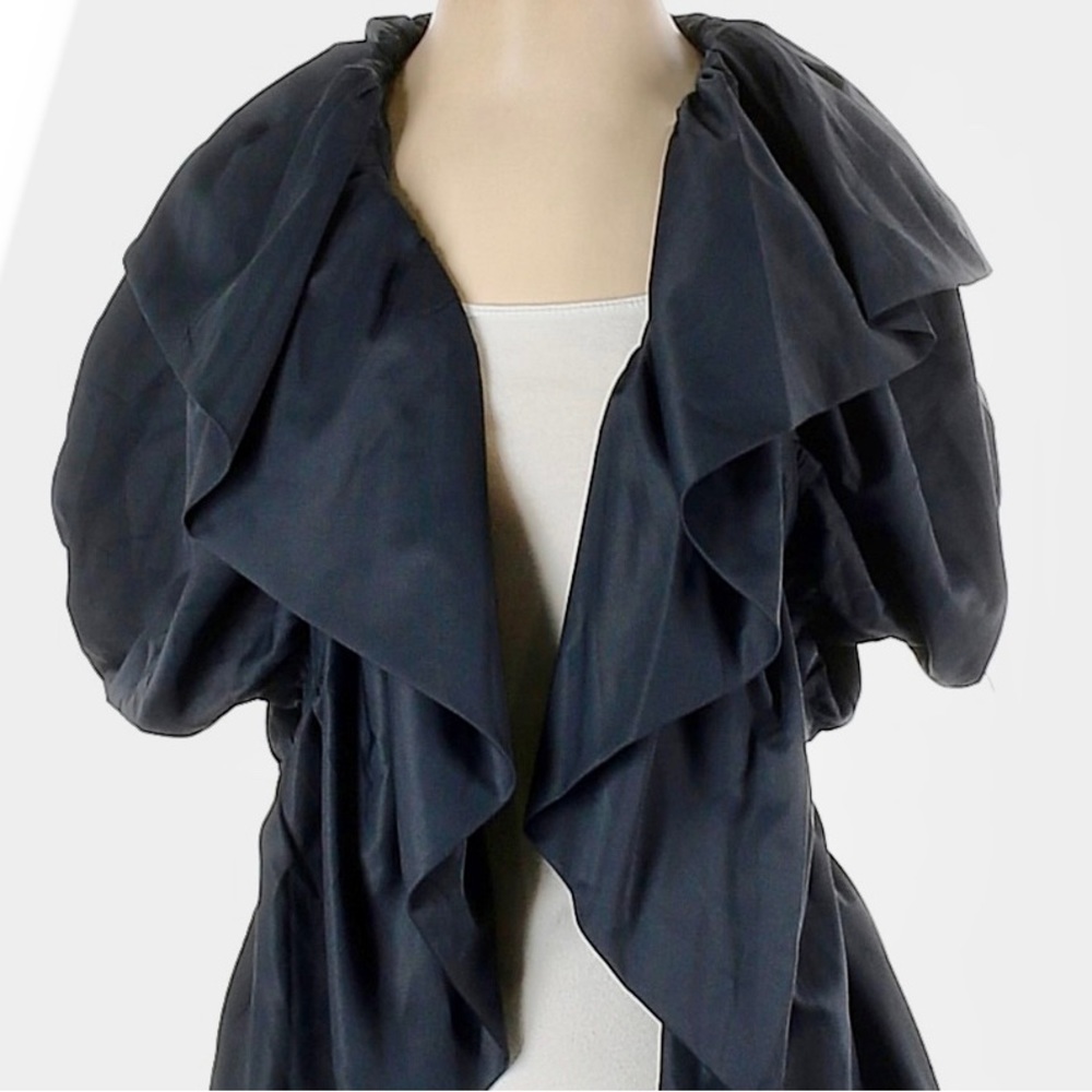 Gracia Ruffled Tie-front Top Small